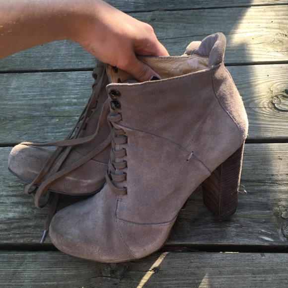 Chunky 4 inch Bootie heels - Picture 5 of 6